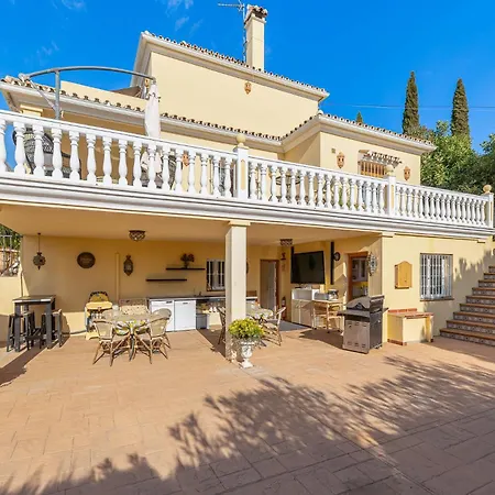 Getaway In Roca إِستيبونا
